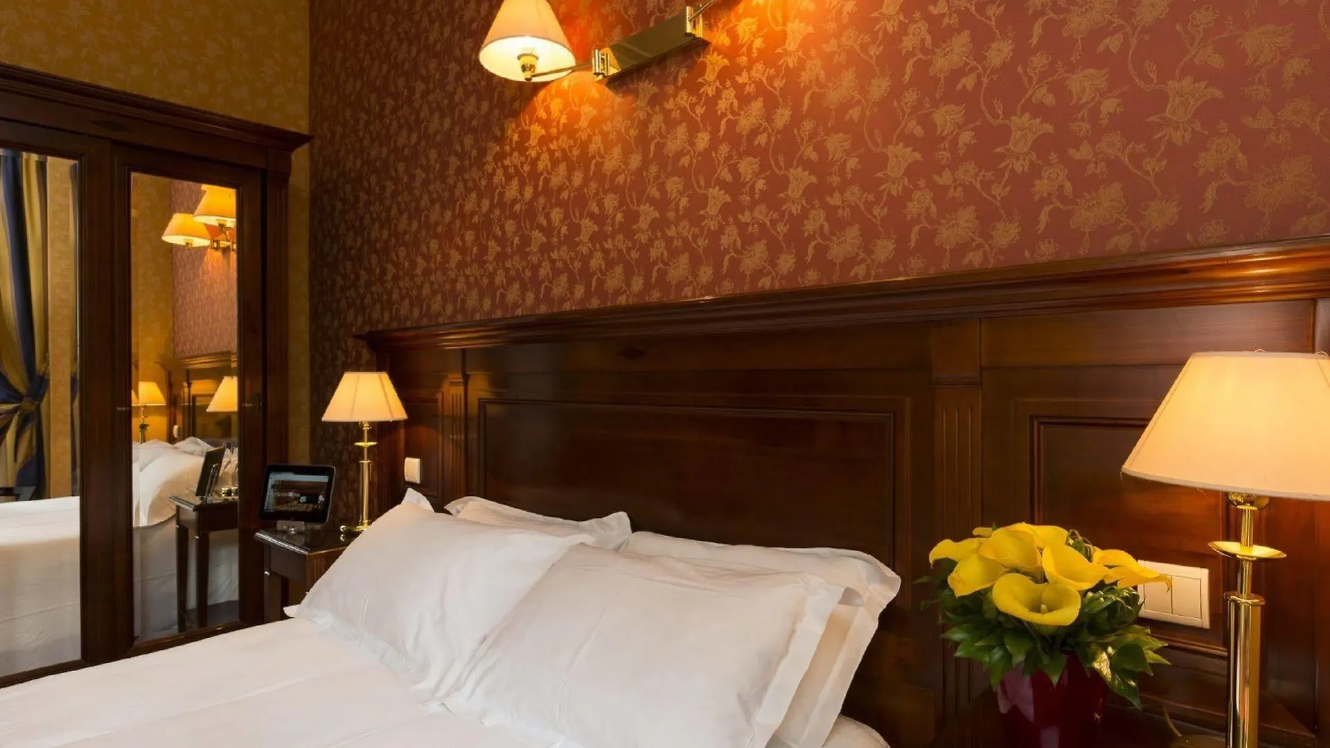 Viator - Gare De Lyon Hotel